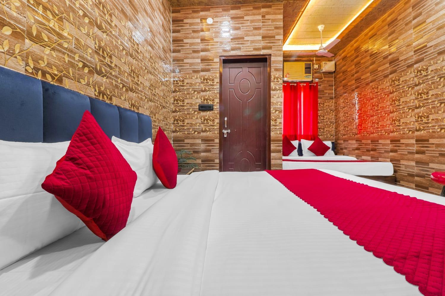 Hotel Krishna Priya 哈里瓦 外观 照片
