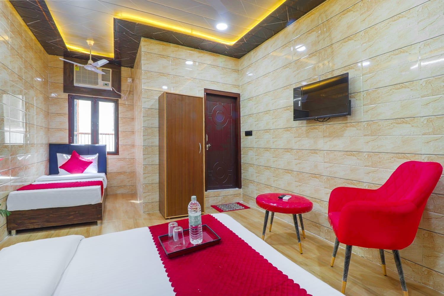 Hotel Krishna Priya 哈里瓦 外观 照片