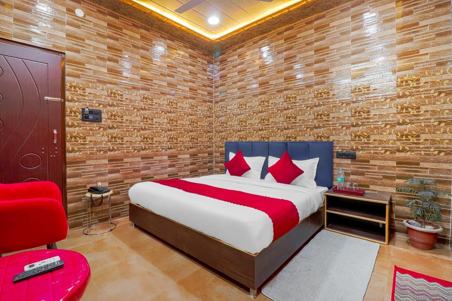 Hotel Krishna Priya 哈里瓦 外观 照片